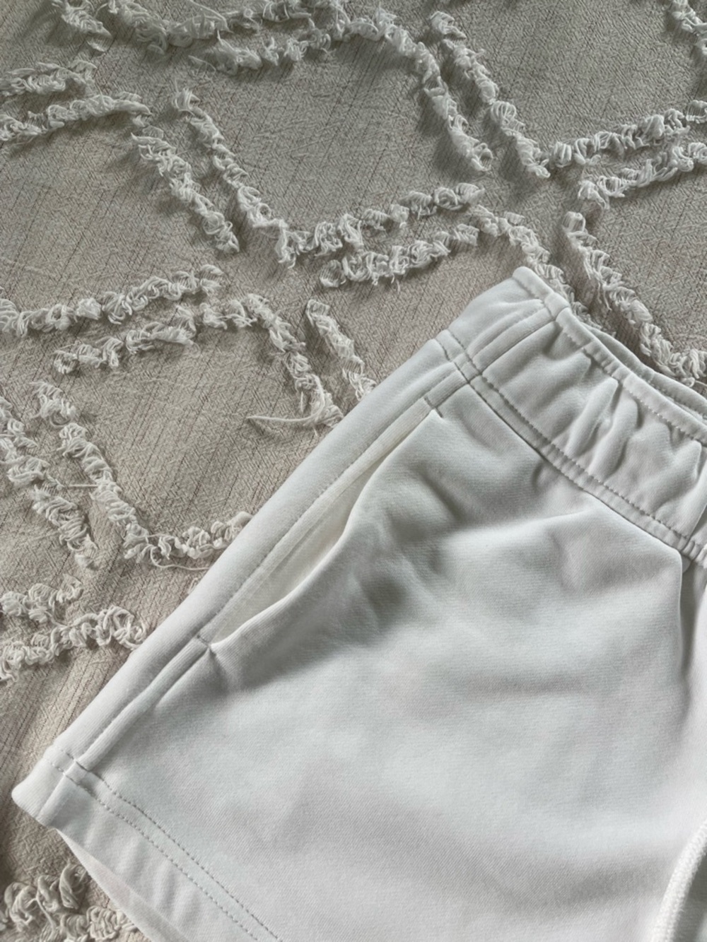 Athleta Mid Rise White Shorts - Picture 6 of 9